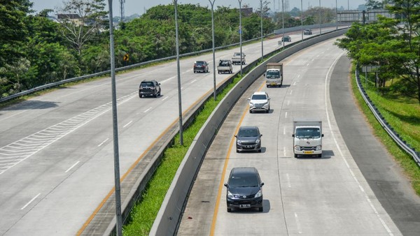 Pembangunan Jalan Tol